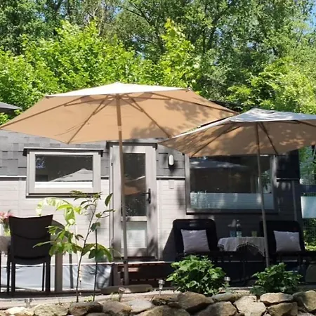 Tiny House An Den Bentheimer Klippen דירה באד בנטהיים